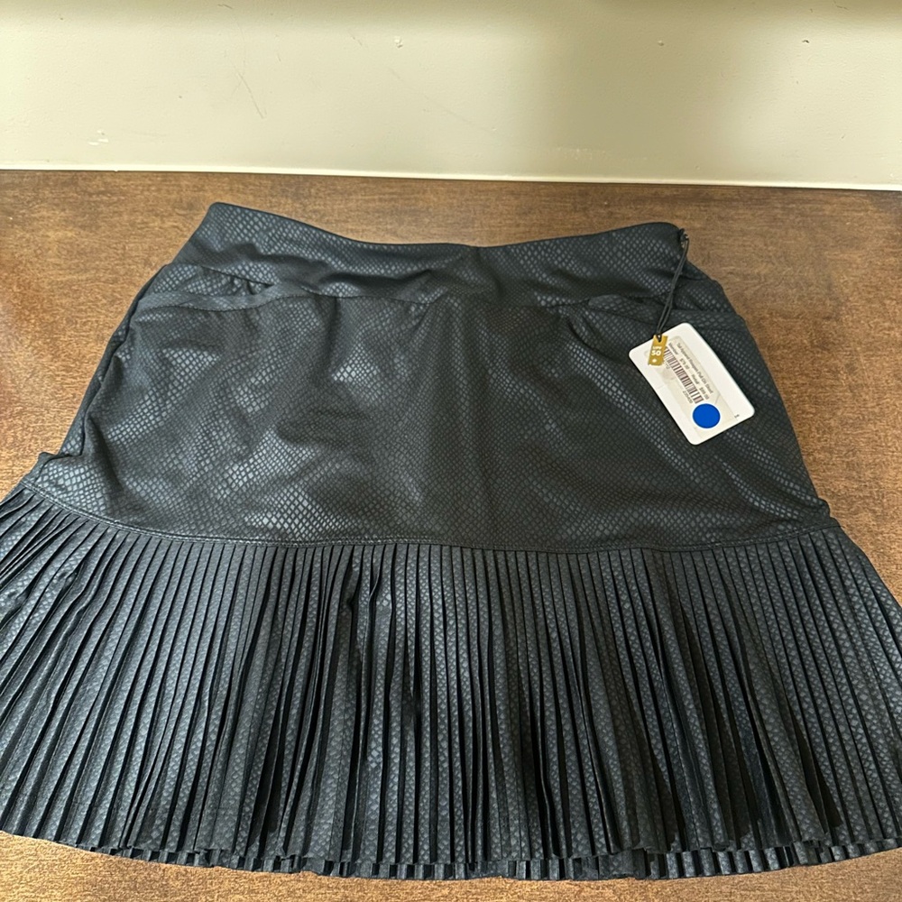 NWT - Tail Activewear Pull-On Golf Skort - REAGAN - Snake -Medium
